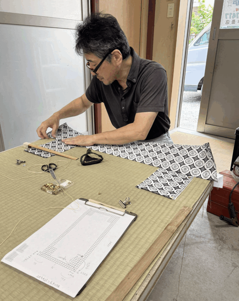 下付き縫い終わり紋縁の柄の確認中