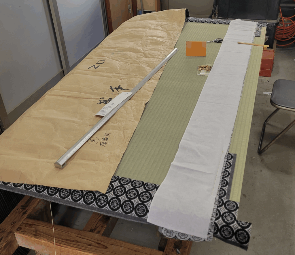 四天付き拝敷きの幅側平刺し中