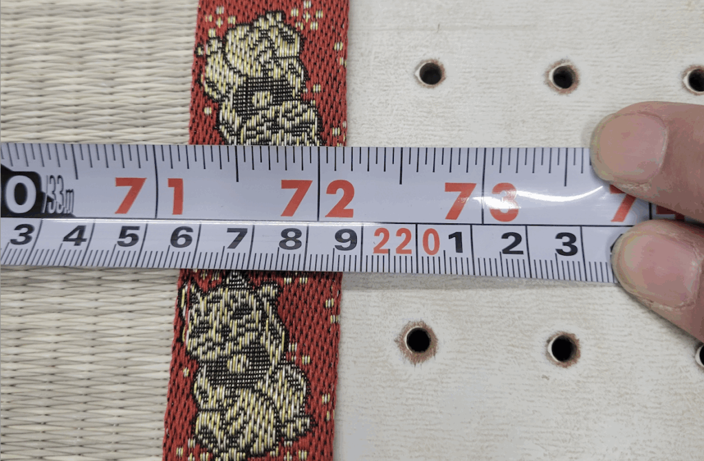 草快マーブルの上敷の２枚幅の最大幅は2186ミリほど