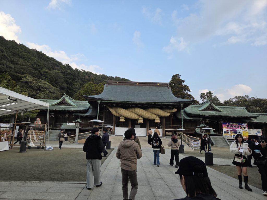 宮地嶽神社の大しめ縄
