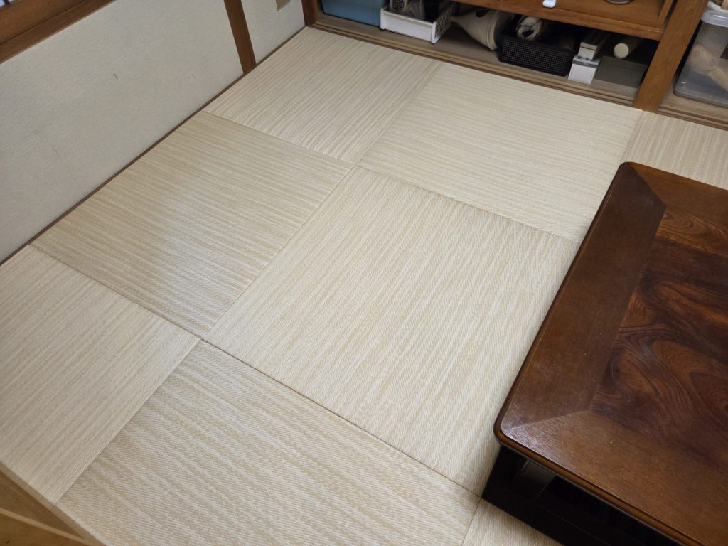 穂波　02　白茶色×黄金色×乳白色